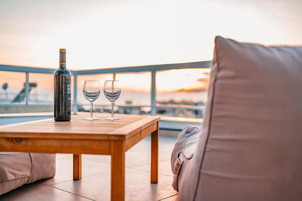 Suites With Magical View & Jacuzzi Athen Eksteriør bilde